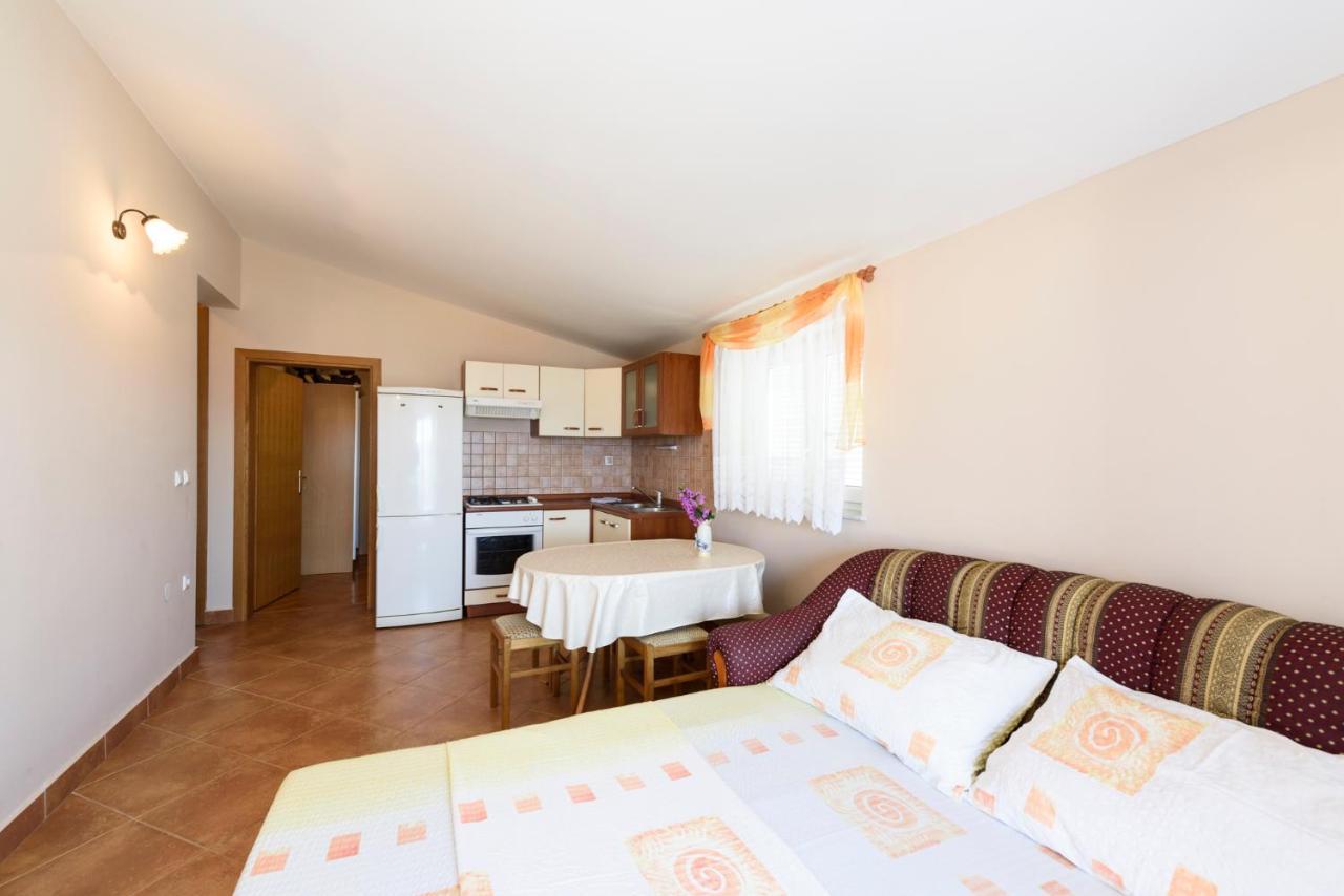 Apartments Golubic Sveti Petar  Bagian luar foto