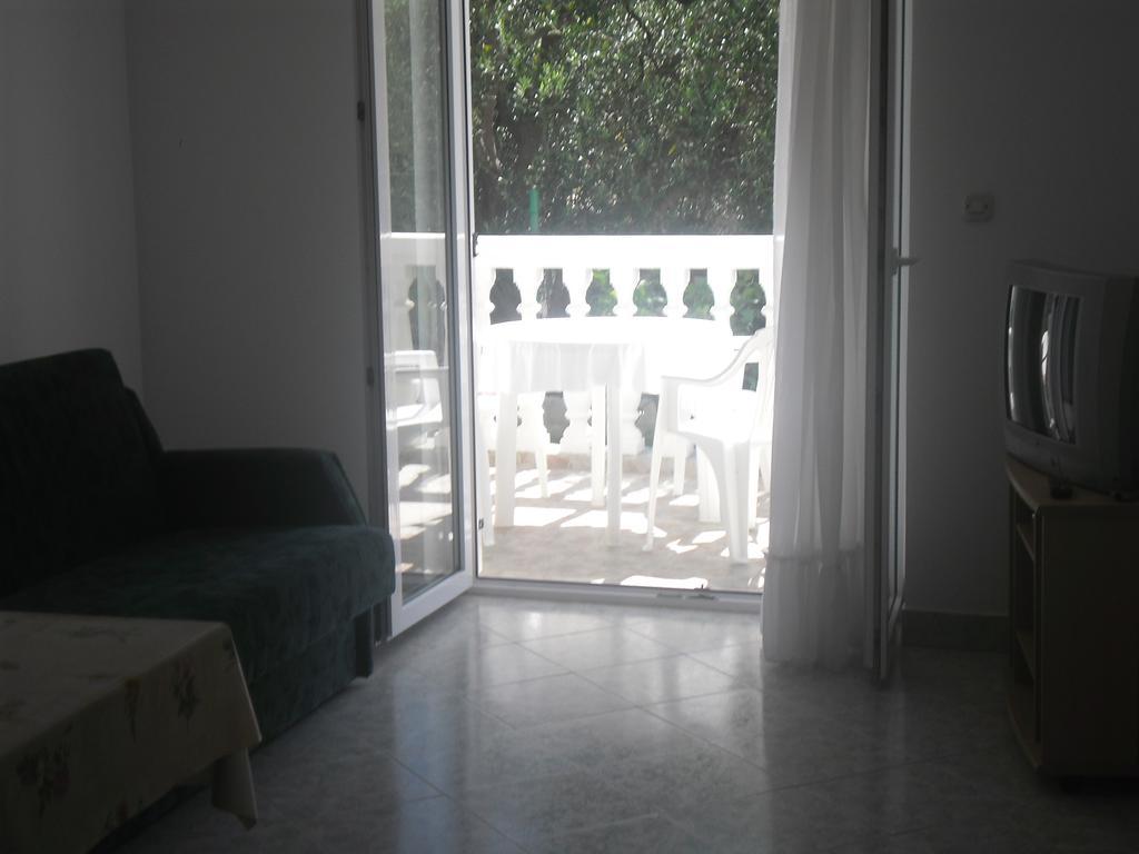 Apartments Golubic Sveti Petar  Ruang foto